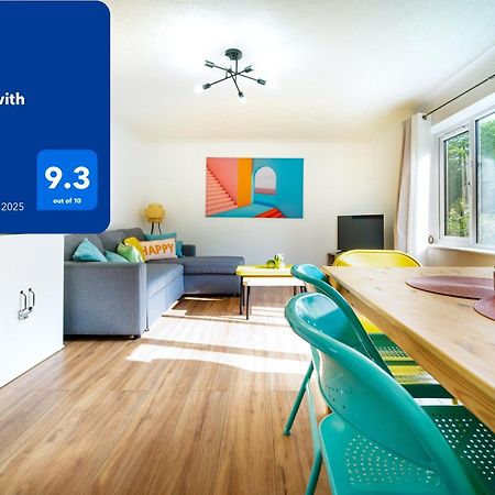 Bright And Spacious Flat With Free Parking Londra Exterior foto