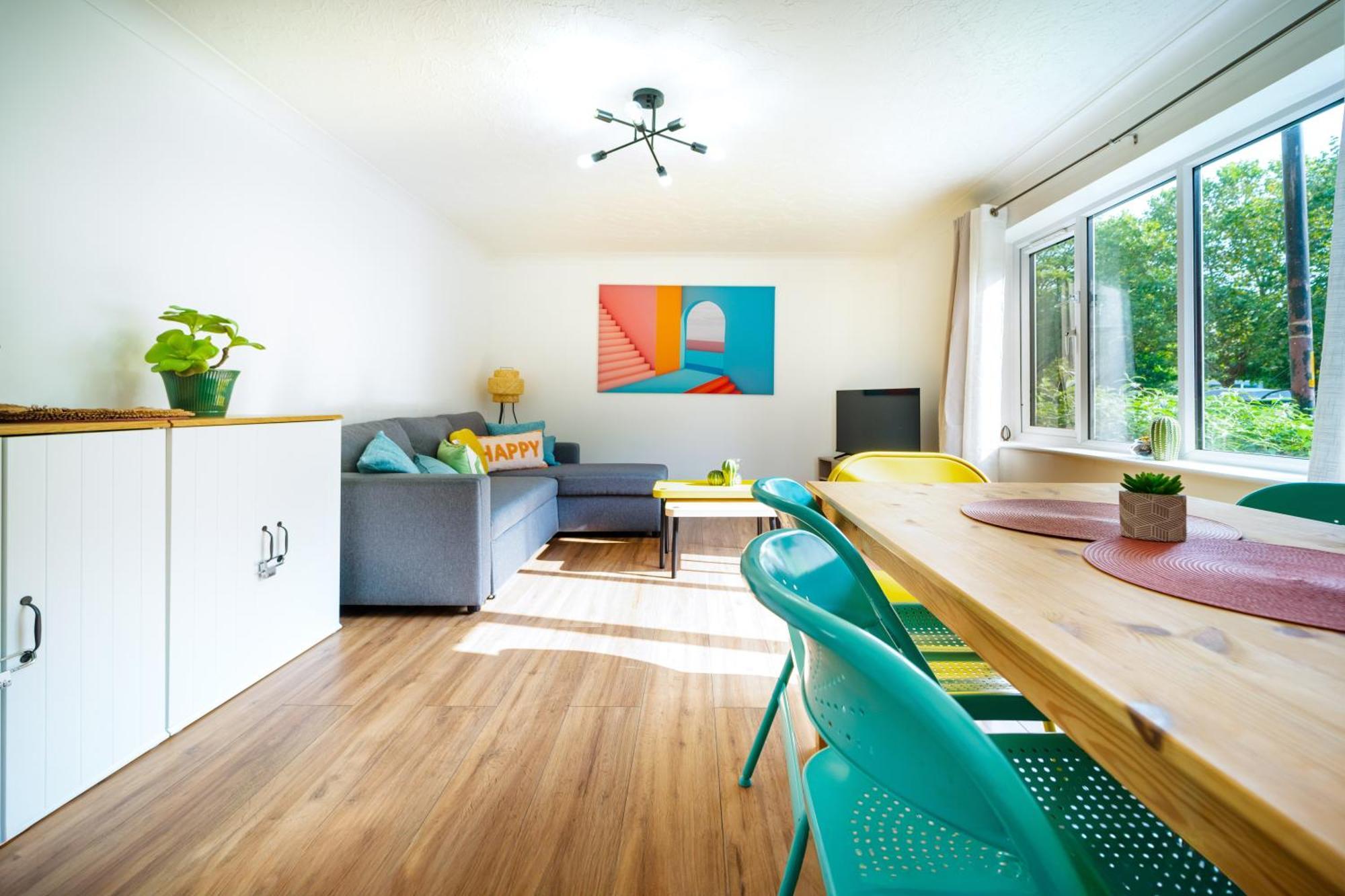 Bright And Spacious Flat With Free Parking Londra Exterior foto